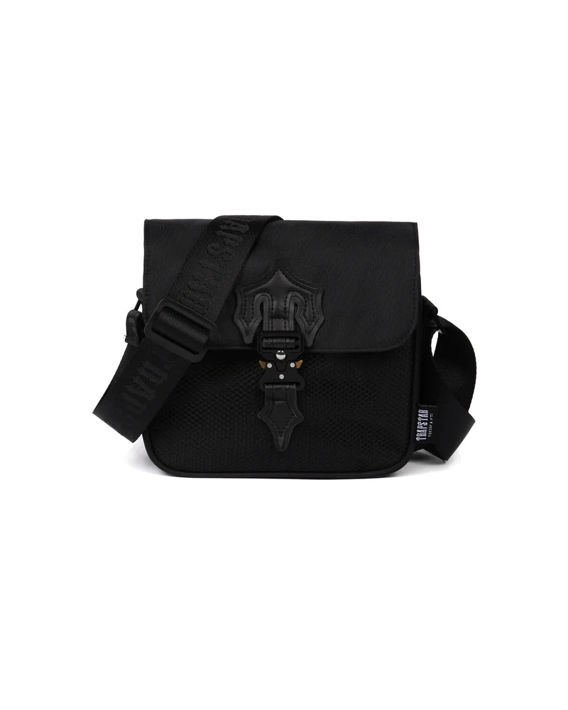 TRAPSTAR MESSENGER BAG 1.0 - BLACKOUT